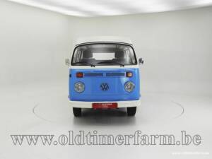 Immagine 5/15 di Volkswagen T2b Kombi (1973)