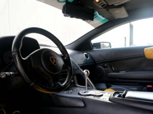 Afbeelding 77/82 van Lamborghini Murciélago (2002)
