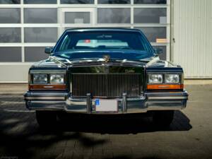 Imagen 4/38 de Cadillac Brougham Elegance (1988)