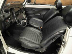 Image 12/19 of Volkswagen Beetle 1303 (1975)