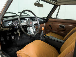 Image 11/50 of MG MGB GT V8 (1975)