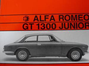 Imagen 19/37 de Alfa Romeo Giulia GT 1300 Junior (1970)