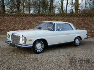 Image 1/50 de Mercedes-Benz 280 SE 3,5 (1971)