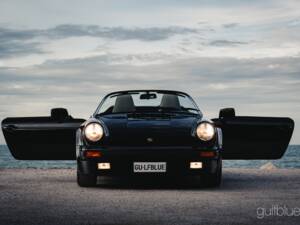 Image 26/85 of Porsche 911 Speedster 3.2 (1989)