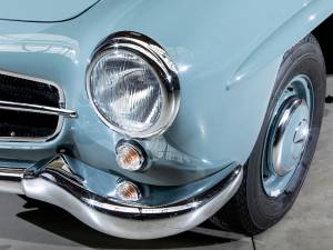 Image 15/38 of Mercedes-Benz 190 SL (1955)