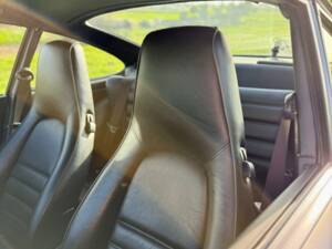Bild 32/35 von Porsche 911 Carrera 2 (1993)