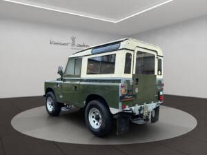 Image 6/21 of Land Rover 88 (1972)