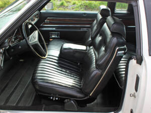 Image 20/35 of Cadillac Fleetwood Eldorado Coupe (1972)