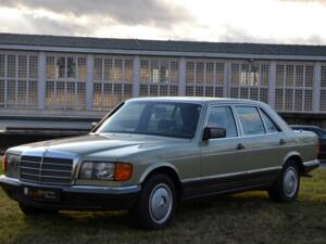 Imagen 1/25 de Mercedes-Benz 500 SEL (1984)