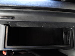Image 14/47 of Mercedes-Benz 500 SL (1992)