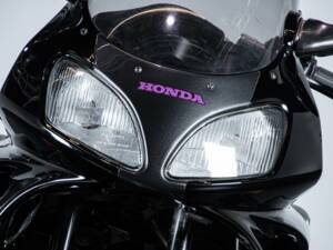 Bild 33/50 von Honda DUMMY (1994)