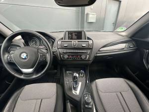 Image 11/15 of BMW 118d (2012)