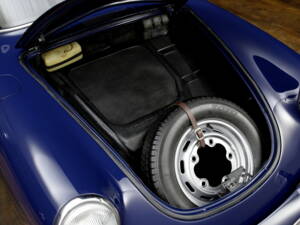 Image 17/22 of Porsche 356 B 1600 Super (1963)