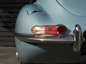 Bild 9/50 von Jaguar E-Type 3.8 Flat Floor (1961)