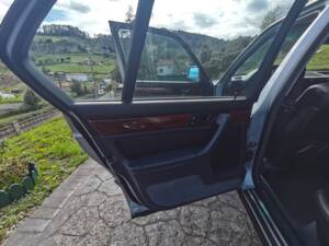 Bild 10/26 von BMW 750i (1990)