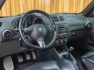 Image 7/13 of Alfa Romeo 147 3.2 GTA (2005)