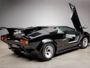 Bild 35/50 von Lamborghini Countach LP 400 S (1982)