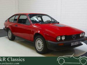 Bild 1/15 von Alfa Romeo GTV 6 2.5 (1981)