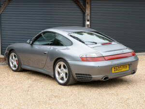 Image 28/50 of Porsche 911 Carrera 4S (2003)