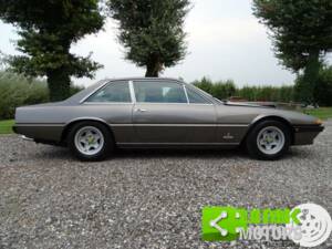 Image 5/10 of Ferrari 400 GT&#x2F;4 2+2 (1978)