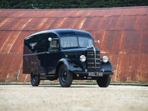 Image 1/41 of Bedford KV (1949)