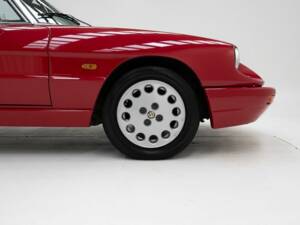 Imagen 10/15 de Alfa Romeo 2.0 Spider (1991)