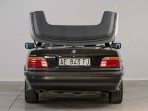 Image 7/46 de BMW 318i (1995)