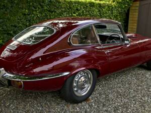 Bild 13/50 von Jaguar E-Type V12 (2+2) (1972)