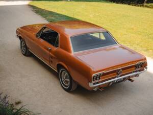 Image 32/81 of Ford Mustang 289 (1967)