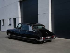 Image 3/7 of Citroën DS 20 Pallas (1974)