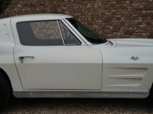 Image 36/50 of Chevrolet Corvette Sting Ray (1963)