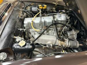 Image 5/38 of Mercedes-Benz 280 SL (1968)