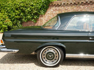 Image 39/50 of Mercedes-Benz 280 SE 3,5 (1971)