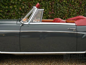 Image 39/50 de Mercedes-Benz 220 SE Cabriolet (1960)