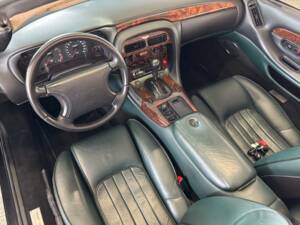 Bild 8/19 von Aston Martin DB 7 Volante (1998)