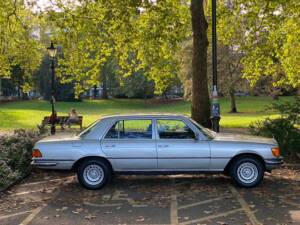 Image 25/50 of Mercedes-Benz 450 SEL 6,9 (1978)