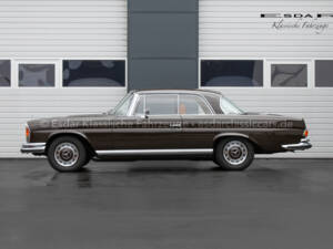 Image 10/35 of Mercedes-Benz 280 SE 3,5 (1970)