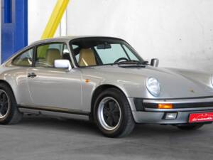 Image 27/27 of Porsche 911 Carrera 3.2 (1990)