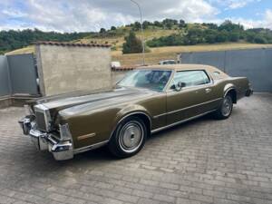 Afbeelding 1/24 van Lincoln Continental Mark IV (1974)