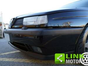 Immagine 8/10 di Alfa Romeo 155 Twin Spark 2.0 16V (1996)