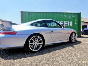 Image 2/13 of Porsche 911 GT3 (2004)
