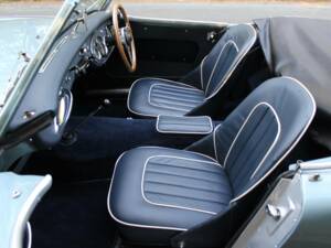 Bild 12/16 von Austin-Healey 100&#x2F;6 (BN4) (1958)