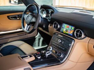 Afbeelding 34/50 van Mercedes-Benz SLS AMG Roadster (2013)