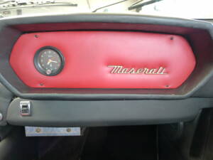 Image 4/38 of Maserati Indy 4700 (1970)