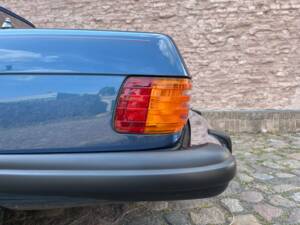 Afbeelding 19/146 van Mercedes-Benz 380 SL (1982)