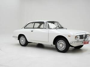 Imagen 3/15 de Alfa Romeo Giulia 1600 Sprint GT (1966)