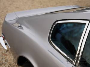 Imagen 42/50 de Aston Martin Lagonda (1977)