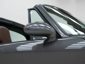 Image 13/15 of Porsche 911 Carrera 2 (1990)