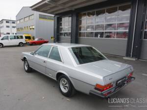 Image 4/66 of FIAT 130 Coupé (1972)