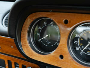 Bild 16/42 von Ford Escort 1300 (1975)